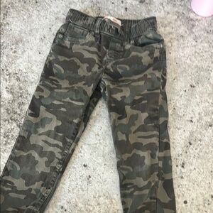 Levi's Green Camouflage Jeans Durable Outdoor Bottoms